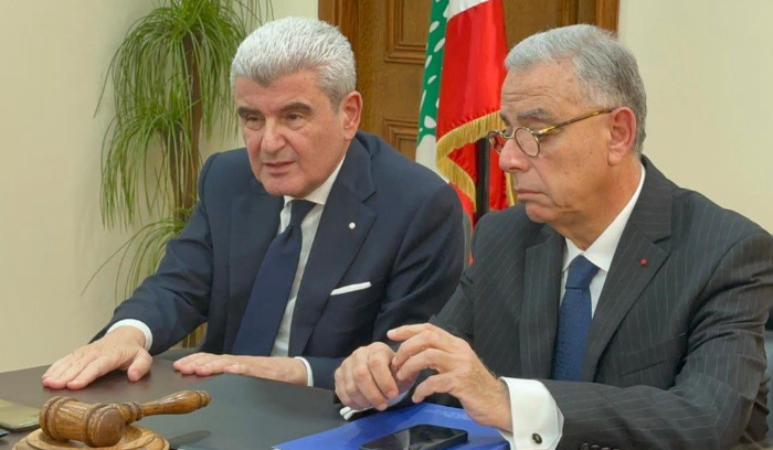 عيسى الخوري مكرّما في الرابطة المارونية: نعمل مع وزير الطاقة على إجراء يخفف فاتورة الكهرباء على الصناعيين